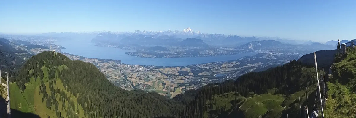 image-installation-borne-de-recharge-divonne-les-bains.webp Image Installation borne de recharge Divonne-les-Bains