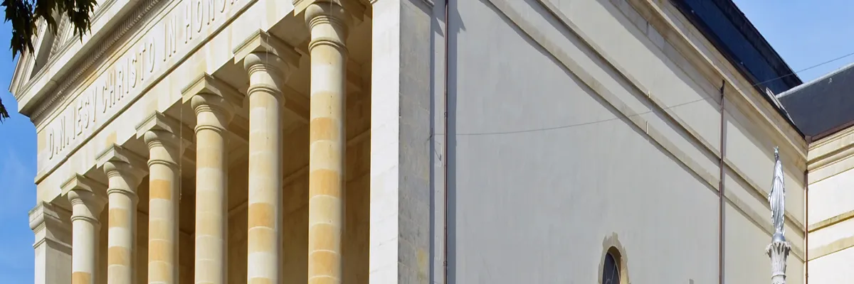 image-installation-borne-de-recharge-la-roche-sur-yon.webp Image Installation borne de recharge La Roche-sur-Yon