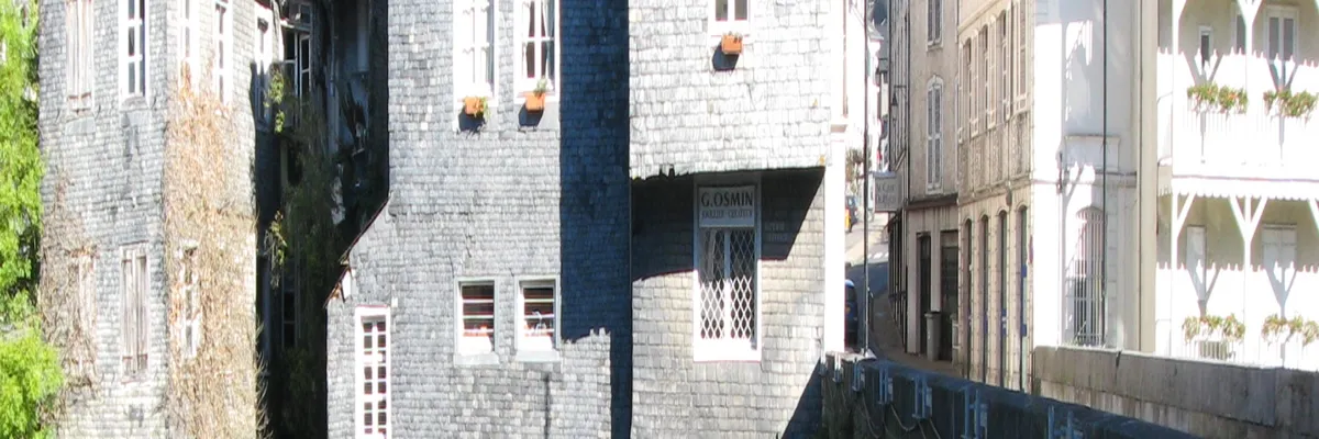 image-installation-borne-de-recharge-oloron-sainte-marie.webp Image Installation borne de recharge Oloron-Sainte-Marie