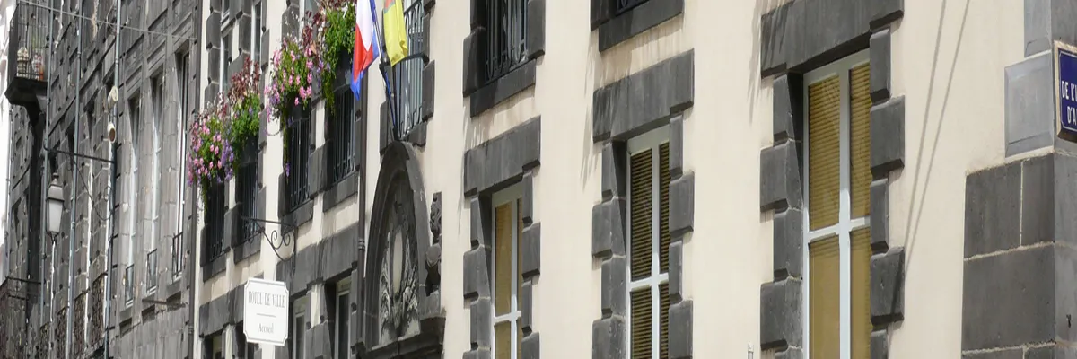 image-installation-borne-de-recharge-riom.webp Image Installation borne de recharge Riom