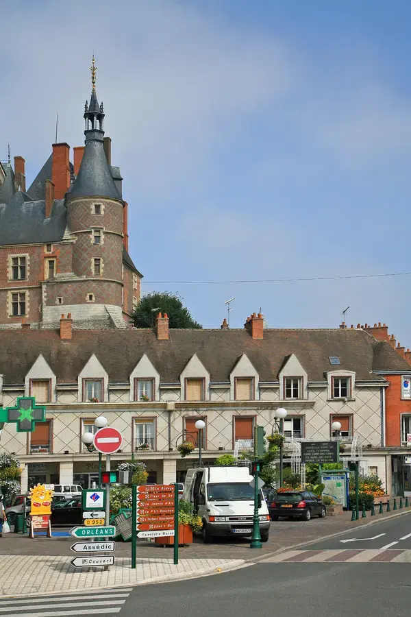 Borne de Recharge Auto Installation borne de recharge Gien