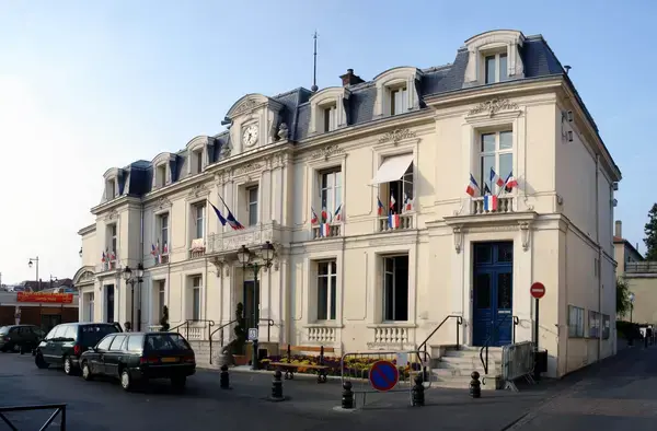 Borne de Recharge Auto Installation borne de recharge Saint-Leu-la-Forêt