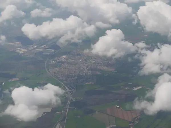 Borne de Recharge Auto Installation borne de recharge Saint-Martin-de-Crau